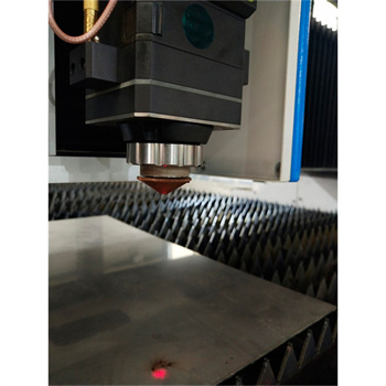 CNC lazerio gamybos 400w 500w 1000w 2000w apsaugota metalo pluošto lazerinio pjovimo mašina